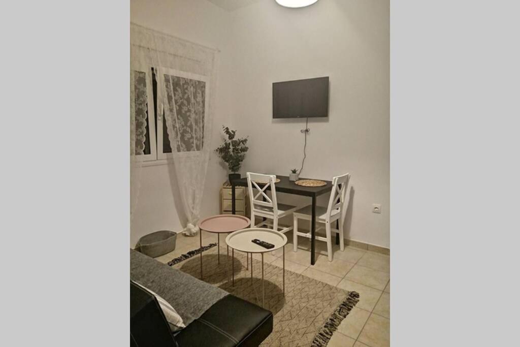 Cozy Apartment 伊利索斯 外观 照片
